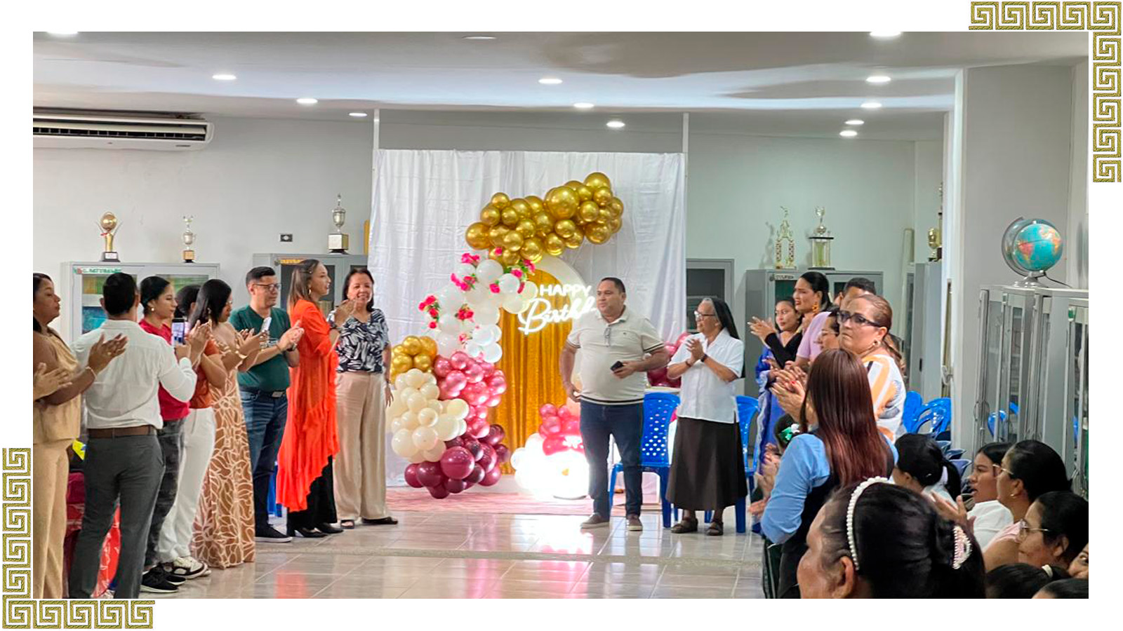La Comunidad Educativa Rindió un Homenaje Especial a la Hermana Rectora en su Cumpleaños